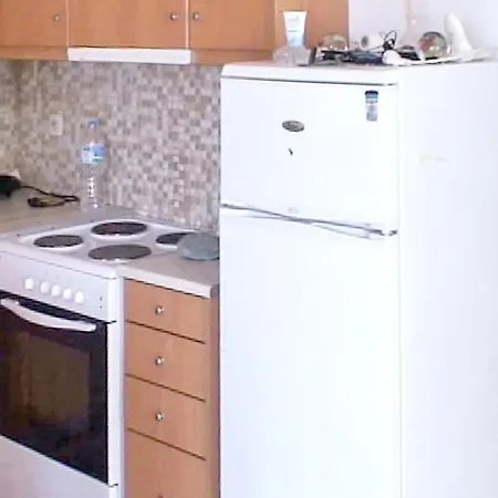Dom wakacyjny 2 Bedrooms House At Kato 100 M Away From The Beach With Sea View Furnished Terrace And Wifi Dhiminio