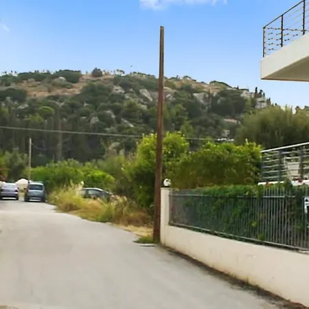 2 Bedrooms House At Kato 100 M Away From The Beach With Sea View Furnished Terrace And Wifi Dom wakacyjny *